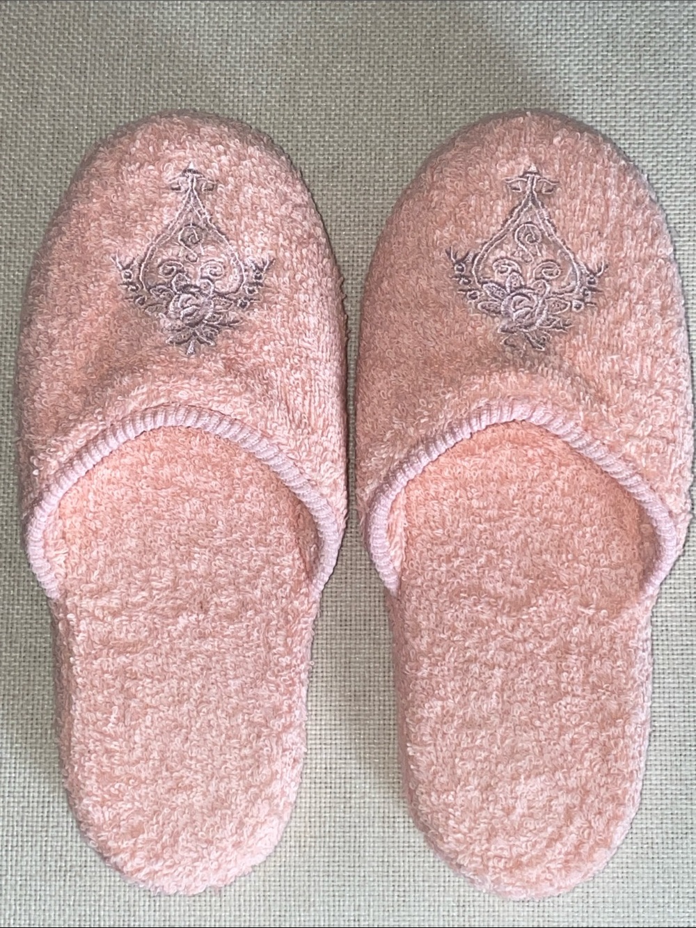 Victoria's Secret Blush Pink Plush Slip-On Women’s Slippers